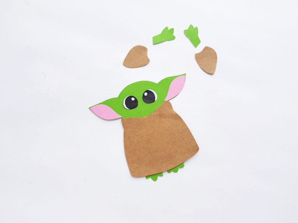 Super Simple Baby Yoda Papercraft Template FREE Download 