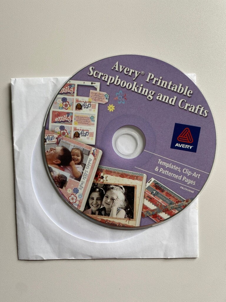 Vintage Avery Printable Scrapbooking Crafts CD With Templates 